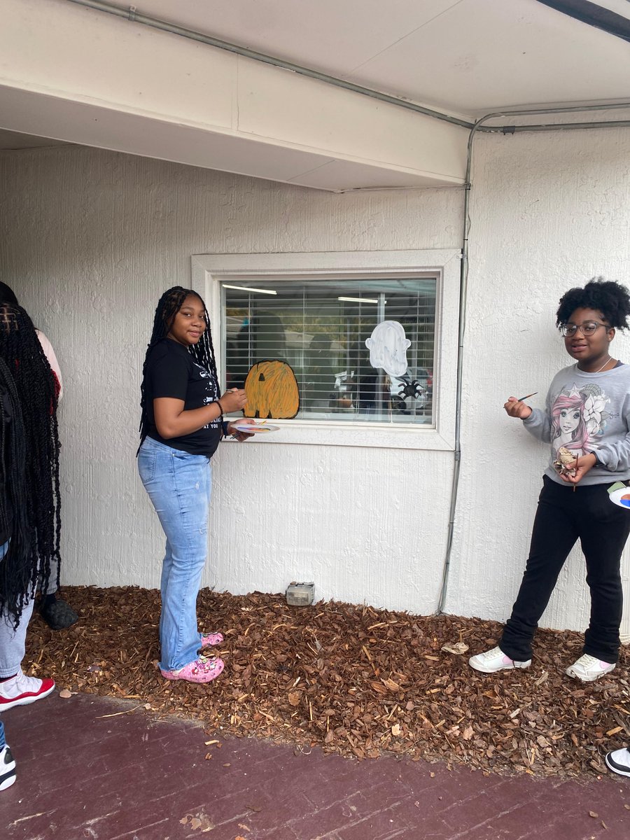 Starkville High School 🐝 tweet media