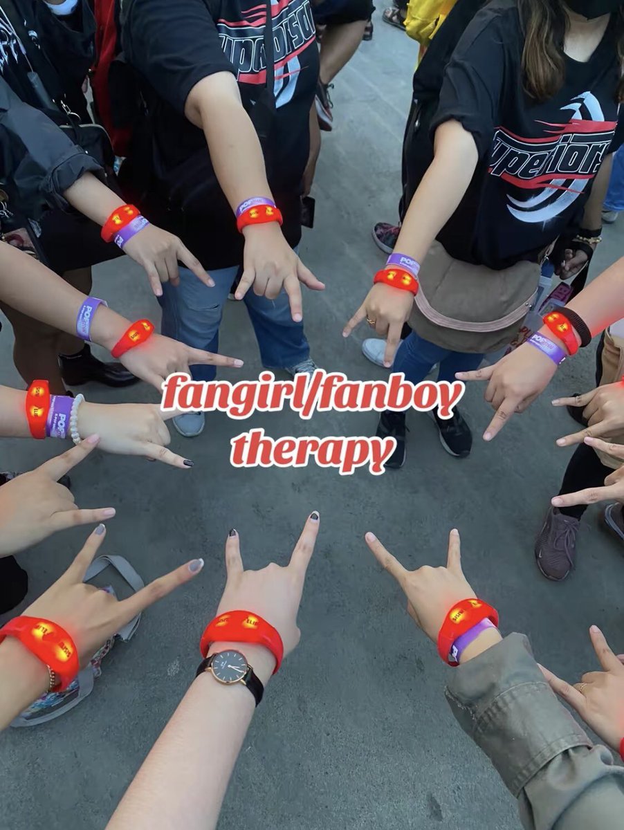 siw_son's tweet photo. Who’d have thought that we’d have all these memories together? 🐥 🥺

Share your “feels like a fairytale ending” moments with @felipsuperior on TikTok using Moving Closer by #FELIP as a sound!

Here’s the entry from Siwson Fam 🪱 
🖇️ https://t.co/Rbo8OMEV5J https://t.co/GaJimHe8od