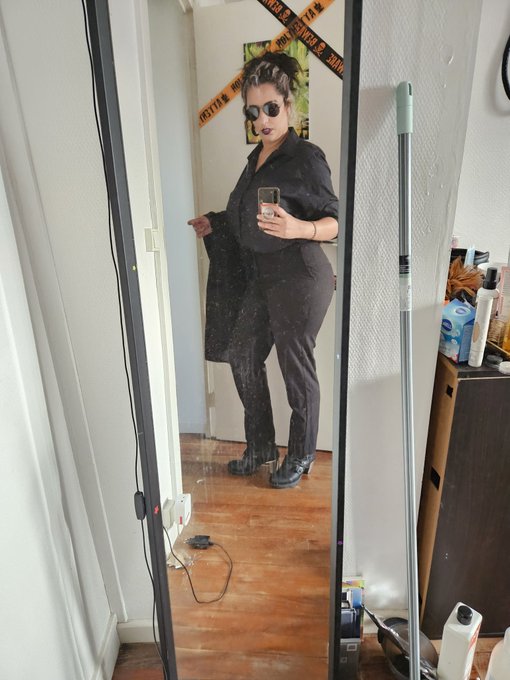 Daddy goes out. https://t.co/1gcS4equ8K<a href="/tag/stripchat"class="tags"><span>#stripchat</span></a><a href="/tag/stripchatlive"class="tags"><span>#stripchatlive</span></a>