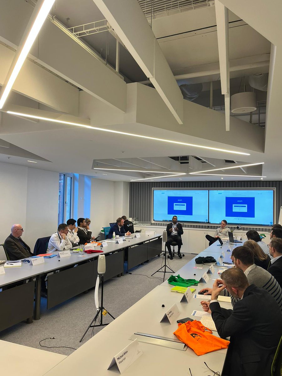 OwenJamesFS's tweet image. The roundtable sessions at #WealthTechMatters The Business event with @TheWealthMosaic let the main industry leaders discuss the latest important issues facing the wealth world and interact in vibrant dialogues.