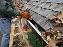 constructors911's tweet image. Fall's here! Prep your home with clean gutters. Constructors911 ensures smooth water flow, preventing roof damage. Don't let debris clog - let us handle it for a worry-free autumn! Contact us for professional gutter cleaning. #FallMaintenance #GutterCleaning #Constructors911