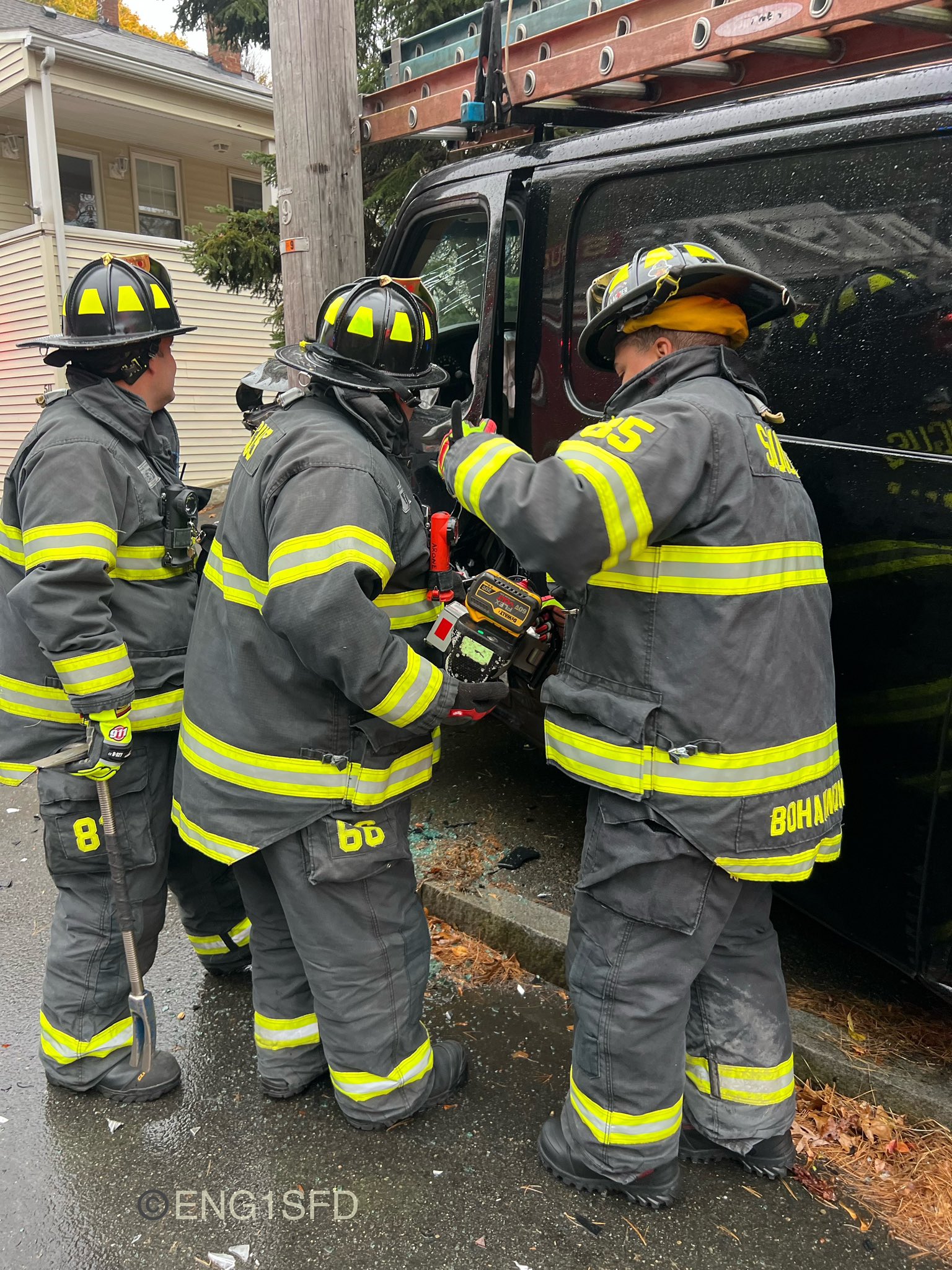 Smoke, flames seen for miles on Route 1 started in Saugus Walmart