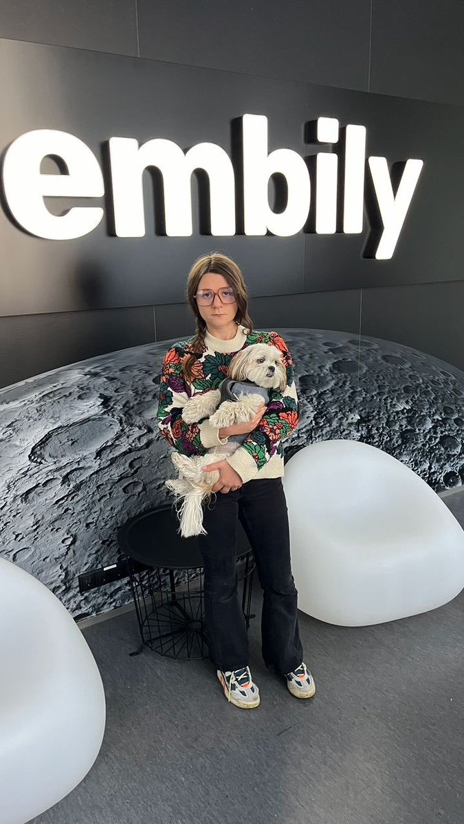 ⚡️At Embily Card, we prioritize respect, open communication, and the opportunity for each individual to develop and thrive.