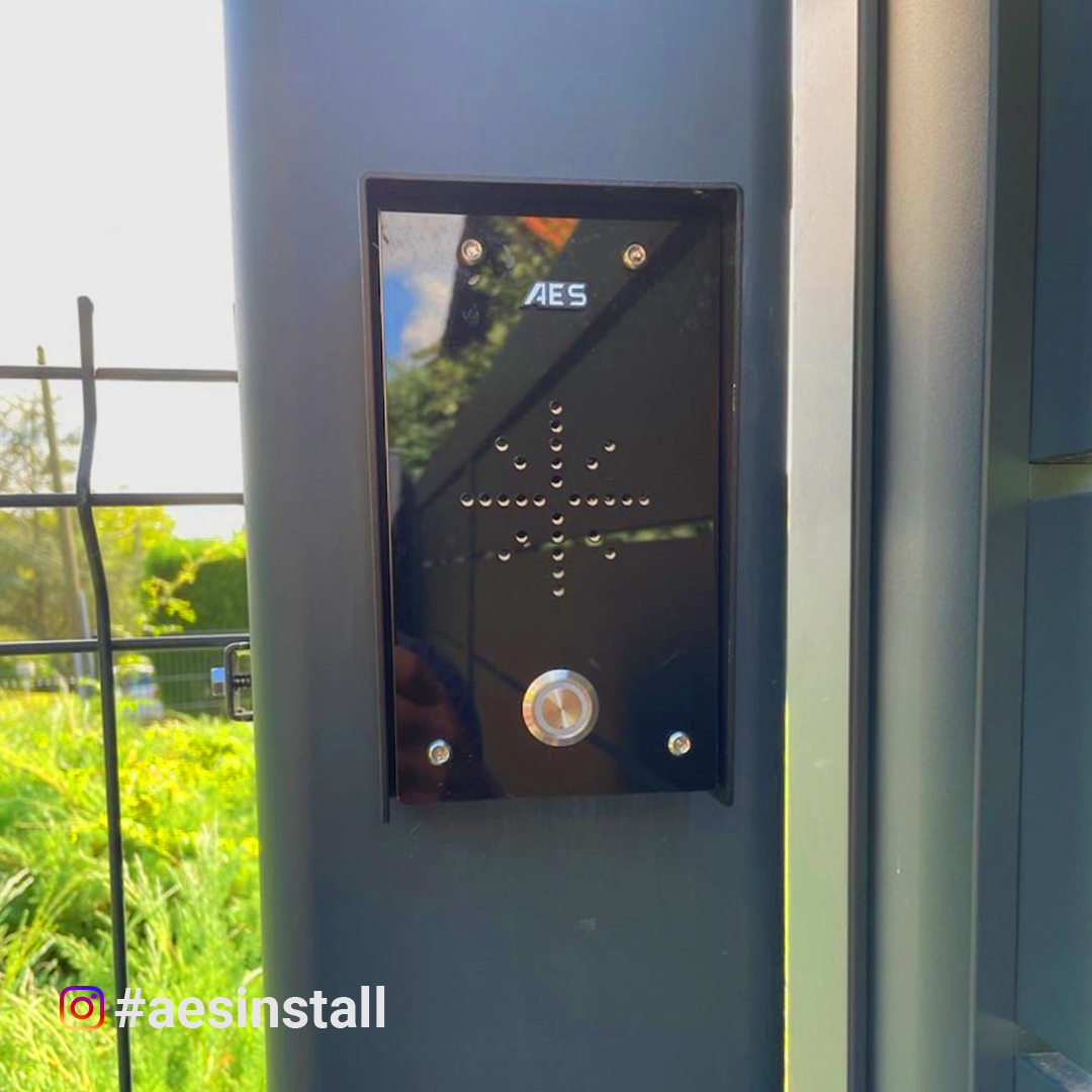AESglobalonline's tweet image. Check out this DECT603 Wireless intercom for Les Fermetures d&apos;Auvergne, a joinery company in Clermont-Ferrand.

#intercoms #accesscontrol #gateautomation #telephoneentrysystem #drivewaygates #gates
