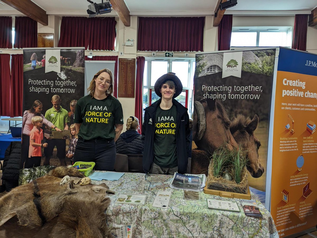 Our National Park Interns Josh and Hayley talked about #GreenCareers today at a careers fair at <a href="/Arnewood_School/">The Arnewood School</a>

Hayley said: 'We can all think about sustainability, not just in the environmental sector, but in any job role.'

#GCW2023 #NewToNature #ForceOfNature <a href="/groundworkuk/">Groundwork UK</a>