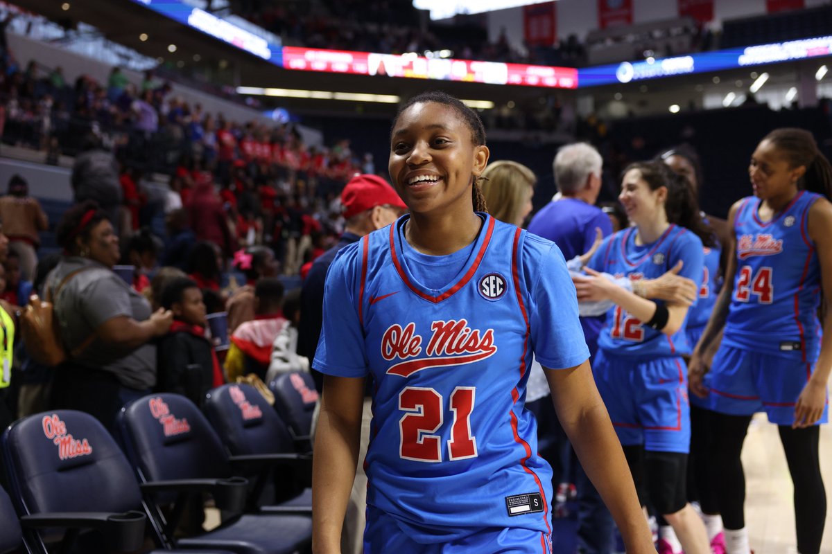 Rebel Rewards tweet media