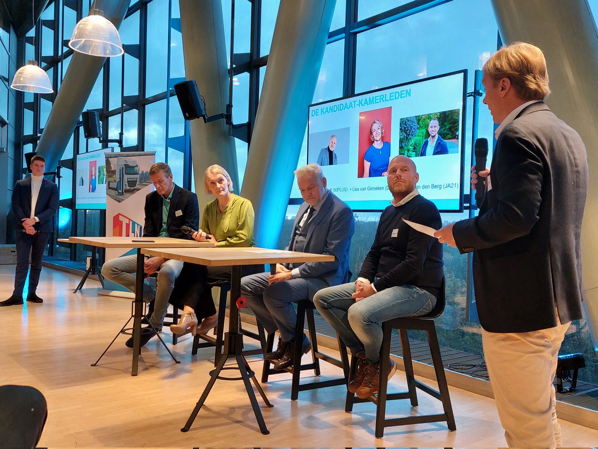 <a href="/TLNnieuws/">Transport en Logistiek Nederland</a> is met ondernemers en (kandidaat)kamerleden in gesprek over de stadsdistributie van de toekomst. #TK2023 #ZE