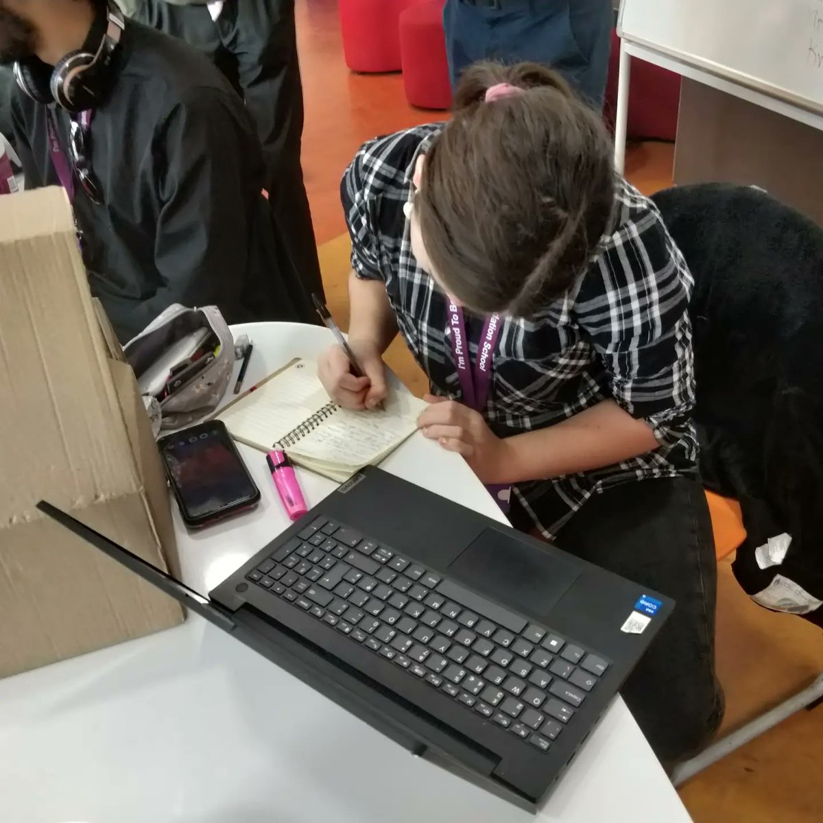 CODE_NAME_KFS's tweet image. Week 4

It Moves

#morethanrobotsuk
#firsttechchallengeuk
#firsttechchallenge
#kingsdalefoundationschool
#roboticsclub
#CODE_NAME