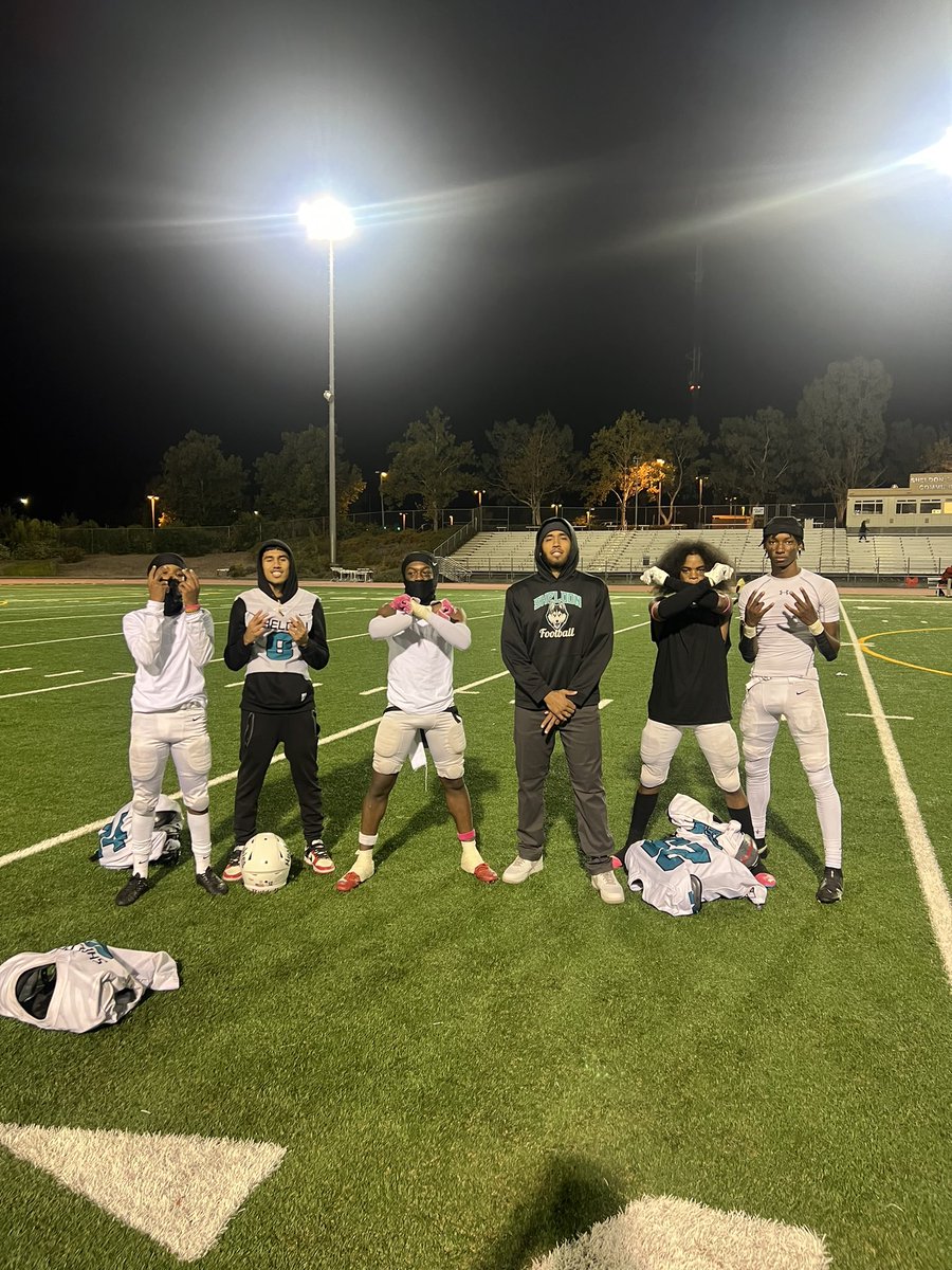 Some of my guys this season🤘🏾
#DB4life 
Derrius  (strong safety) hudl.com/v/2MMZVG
Jaking  (Corner) hudl.com/v/2MLSPH
Zion (Corner)  hudl.com/profile/185441…
Samar (safety) hudl.com/v/2LdqKg