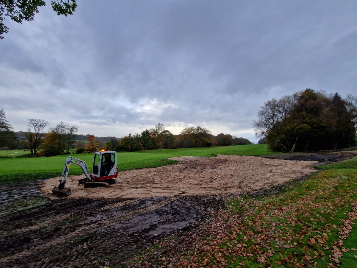 Chorley Golf Club (@chorleygolfclub) on Twitter photo 9/11
Quite a nice day for a change until the showers arrived this afternoon. But the decent dry morning meant we got the drains stoned up and 15 tonnes of sand spread over the site, ready to be rotovated in tomorrow.
<a href="/DiggerduncTPL/">Duncan Tomlinson</a> scraping the wet spoil away, spreading the sand. 9/11
Quite a nice day for a change until the showers arrived this afternoon. But the decent dry morning meant we got the drains stoned up and 15 tonnes of sand spread over the site, ready to be rotovated in tomorrow.
<a href="/DiggerduncTPL/">Duncan Tomlinson</a> scraping the wet spoil away, spreading the sand.