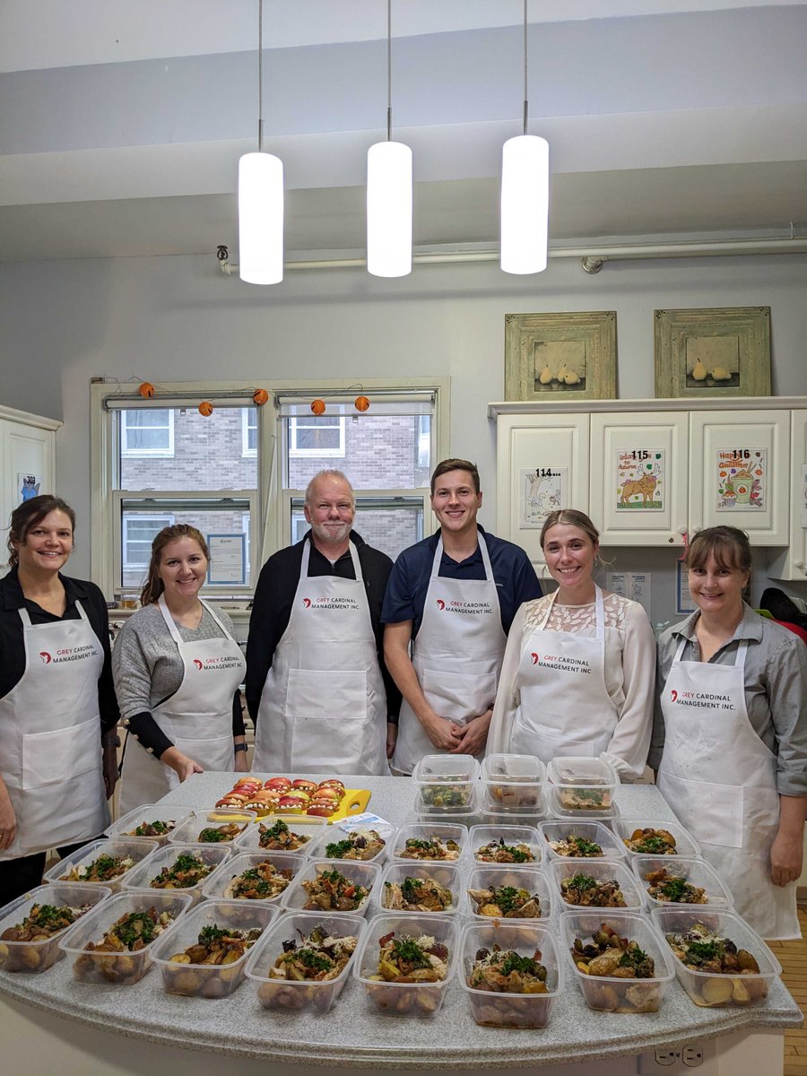 A special shoutout to the incredible team at Grey Cardinal for participating in our 'Home for Dinner' program! 
Thanky you Grey Cardinal Management Inc. for bringing so much joy to our families❤️

#KeepingFamiliesClose
#Homefordinner
#ThankfulThursday