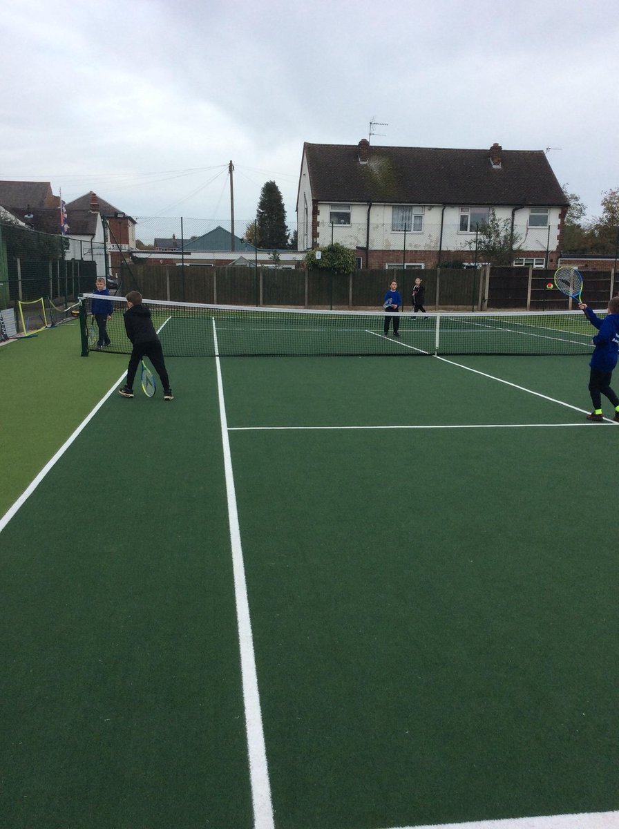 AshbrookJunior's tweet image. Our community has so much to offer. Throughout the year, different classes visit Ockbrook and Borrowash Tennis Club and work to improve their tennis skills with James. 
#ourcommunity #community #ourlocalarea #Borrowash #tennis