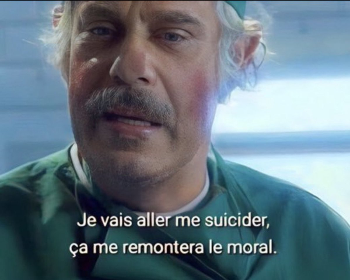 153 fucking maisons. Répète après moi SVP le gars avait ou a 153 maisons.