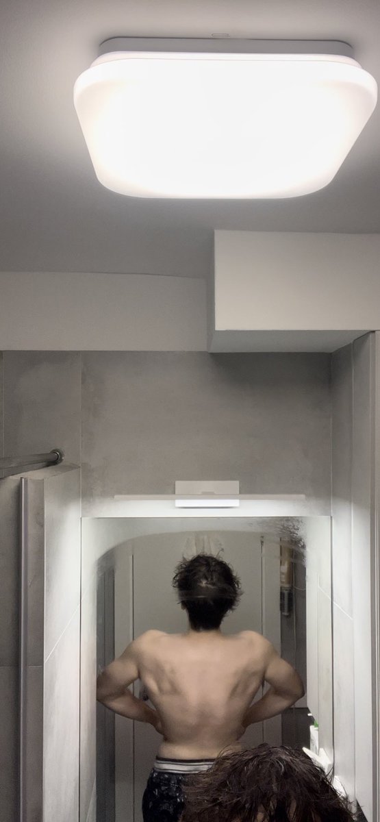 QueasyIRL tweet media