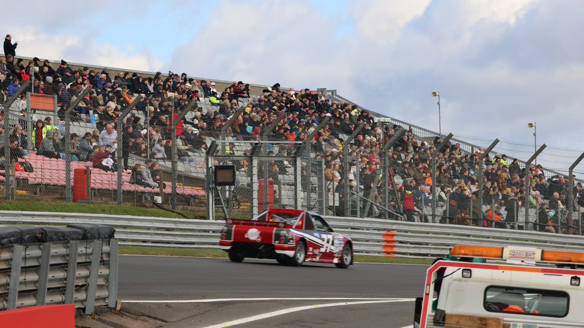 Neil Tressler tweet media