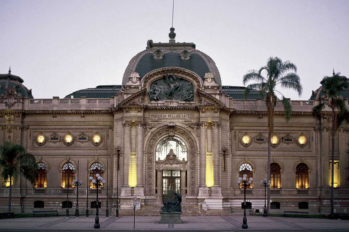 METALS2023's tweet photo. How to enjoy Wednesday afternoon in Santiago part. 2

BARRIO LASTARRIA and BARRIO BELLAS ARTES
-Centro Gabiela Mistral
-Museo de Bellas Artes
-Cerro Santa Lucia
-Chipe Libre (Peruvian restaurant)

#metals2023 https://t.co/rmmsWeWR8a