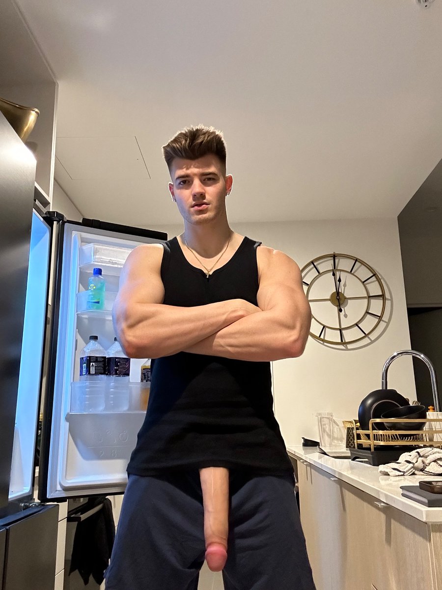 RT THIS TO RECEIVE MY SEX TAPE 👄💦🍒

onlyfans.com/jaydenrembacher