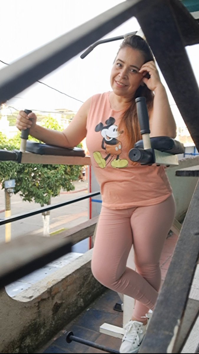 canchitadardon's tweet photo. Abs day ๐ช #workout #fitness #Motivation #absday #workonme #absbounce #progress #gymaddicted #gymgirl #gym #bodybuilding #wednesday #motivated #gymenthusiast #sport #abdomen #training https://t.co/jpE4IKxQJc