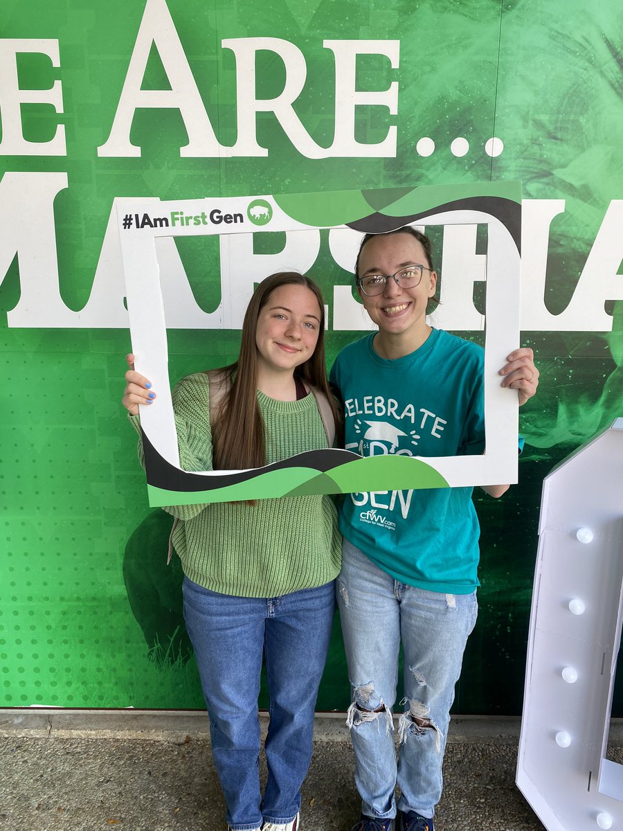 SSSMarshallU's tweet image. First Gen Day was a blast! Thank you all for stopping by yesterday. Check out our Facebook page for the selfie signs pictures and more 💚 @ Student Support Services at Marshall University 

#sssmarshallu #wvtrio #IAmFirstGen #FirstInTheHerd #CelebrateFirstGen