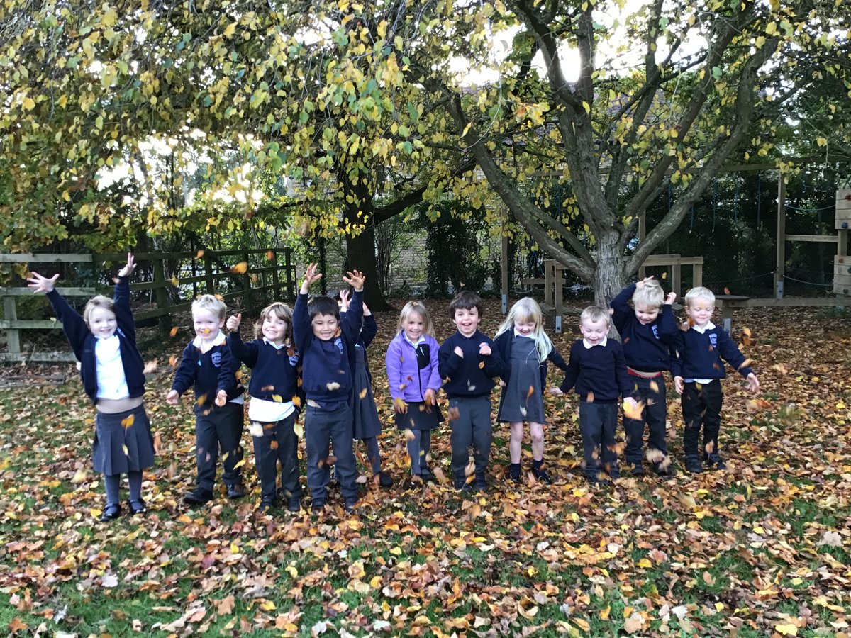 edjeffersclass's tweet photo. We love autumn! https://t.co/FWeYuLKRKd