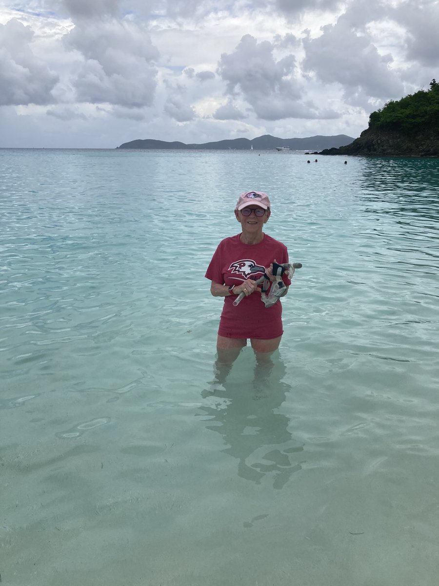 Ready to look for sunken treasure!!🤿💰#WeRBeach ⁦<a href="/ptbeachsuper/">Will Smith</a>⁩ ⁦<a href="/AntrimSchool/">Tara Weber</a>⁩