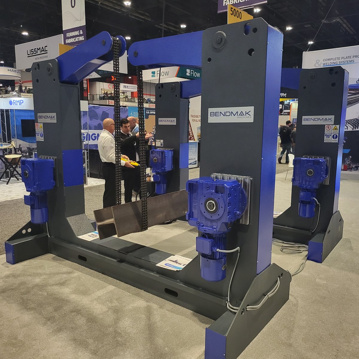 bendmak's tweet image. 🔧🔥 Looking for the perfect solution to handle heavy loads with ease? Bendmak Chain Rotators Lift the Heaviest of Loads to the most comfortable positions for fabricators to weld, layout, fit and cope 🏋️‍♂️✨
#Bendmak #ChainRotators #HeavyLoadHandling #Welding