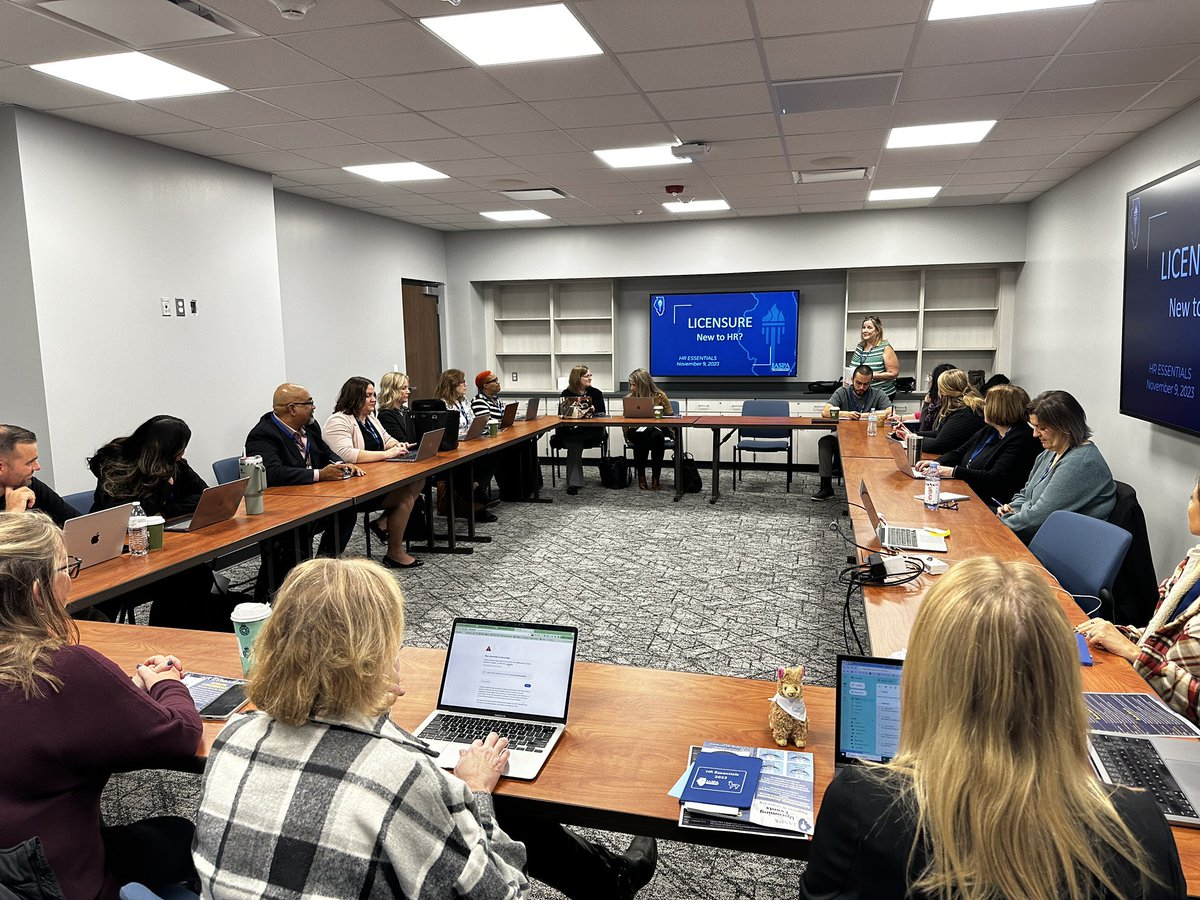 _IASPA_'s tweet image. 🚀First Round of Sessions are !LIVE 👩‍🎓Learning about #FaithsLaw #OrganizingHR #Licensure #FMLA101