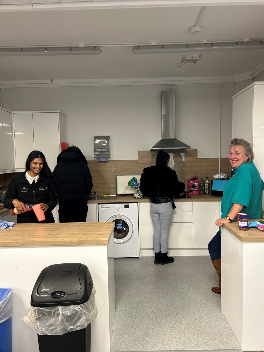 We do Youth Work in every space and every place. 

Like in the kitchen, teaching life skills to our Pathwayz group. 

 #YWW2023 #YouthWorkWeek2023 #EssexYouthService