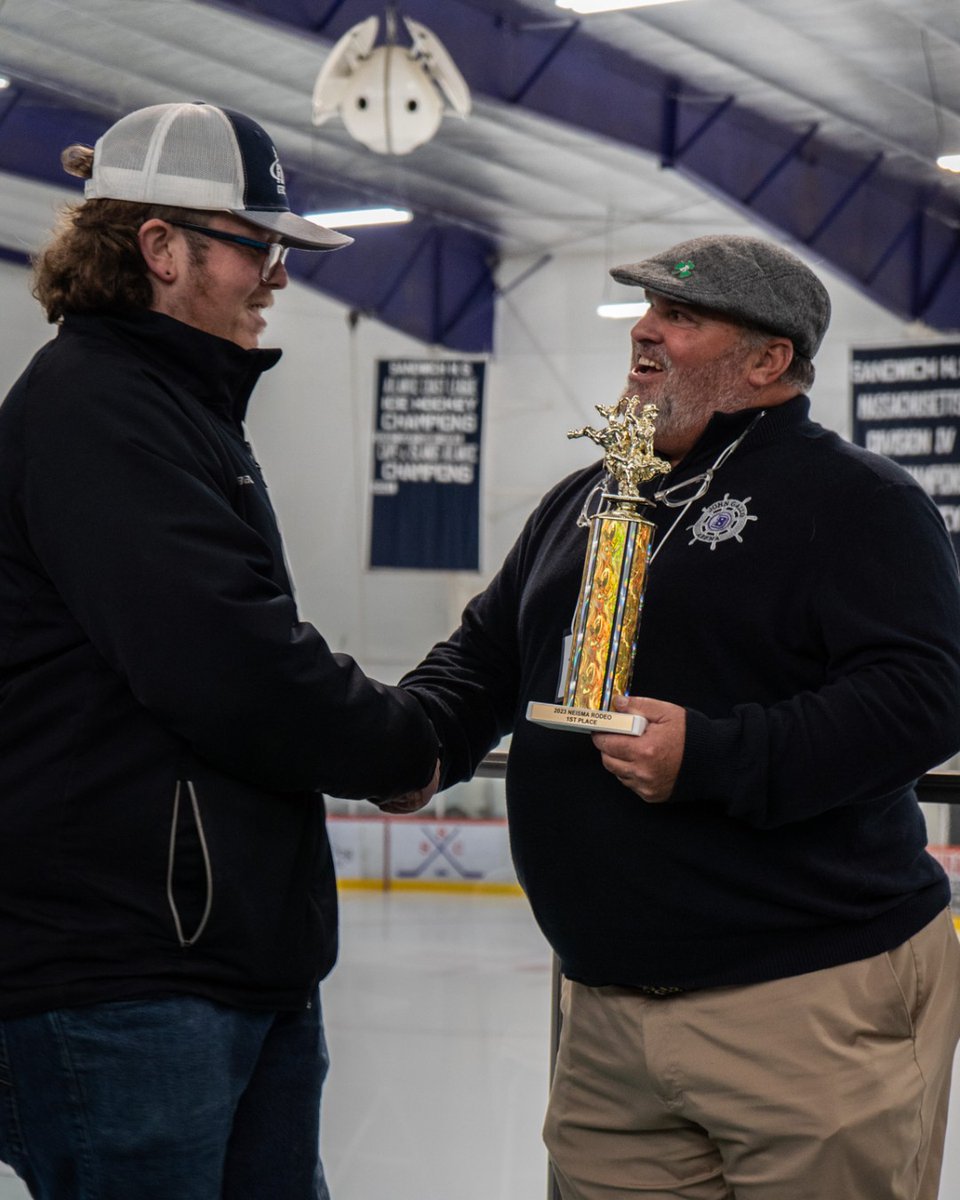 IceManagers's tweet photo. Shoutout to our Ice Resurfacer Rodeo champion, Pat Fickera, who was fastest and most accurate to complete our obstacle course at our Fall Conference! https://t.co/0onSCCy2Dz