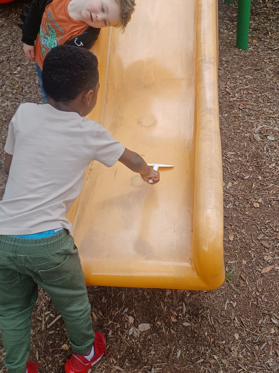 heykellicombs's tweet image. Wet playground? No problem in our class. The kids love to help dry the equipment! @NISD_ECE @NISDLeonSprings