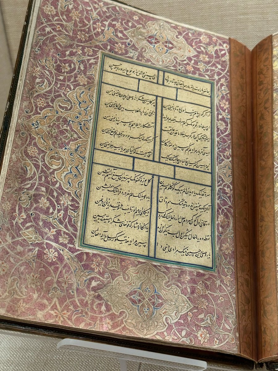 archaeoafg's tweet photo. 𝐃𝐢𝐯𝐚𝐧 of Sultan Husain Baiqara 
Found in Herat Afghanistan, Timurid Period 

𝐃𝐚𝐭𝐞𝐝 A.H 905/A.D 1500 (1370-1507)
Ink, opaque watercolour, and gold on paper; lacquer binding 

𝐂𝐚𝐥𝐢𝐠𝐫𝐚𝐩𝐡𝐞𝐫: Sultan ‘Ali Mashhadi https://t.co/ExSAHrVTil
