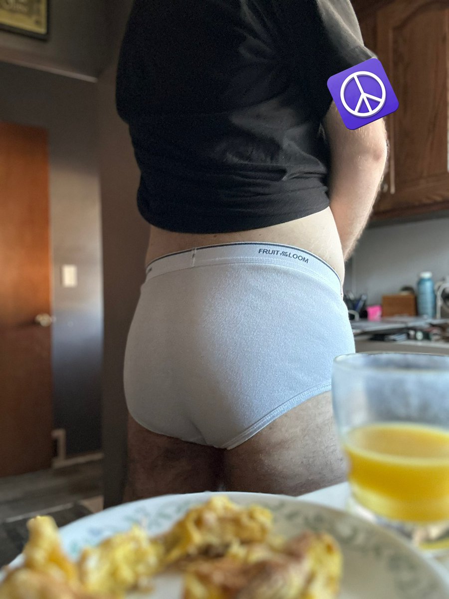 PupAshtonMN's tweet photo. How else do you eat breakfast?
#whitiesboy #wedgieboy #wedgiejock #lockedboys #lockedcuck #lockedfag https://t.co/8WXZjmFfK4