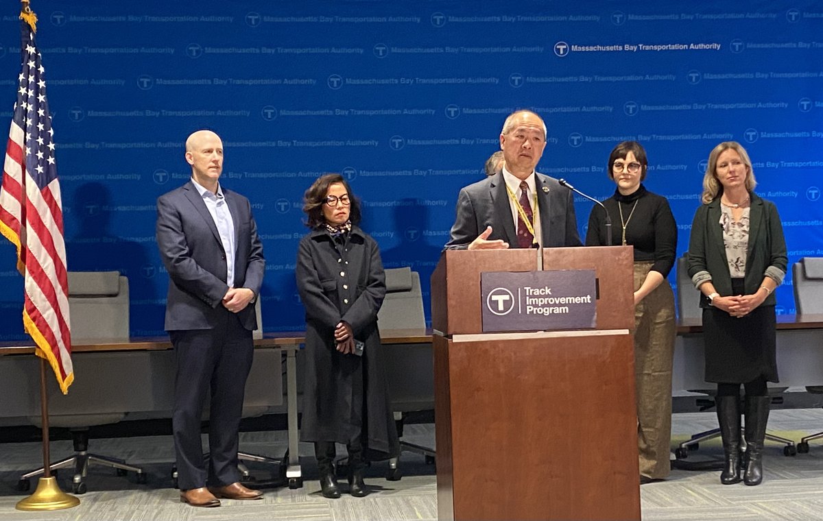 FarrellGabriell's tweet photo. @MBTA announces first-of-its-kind program (in recent memory) to provide public with a year's notice of construction schedules to eliminate all speed restrictions. #Fixitphil #PhilSpeedAhead
https://t.co/zSeZZpyttS https://t.co/i8qPenb8ct