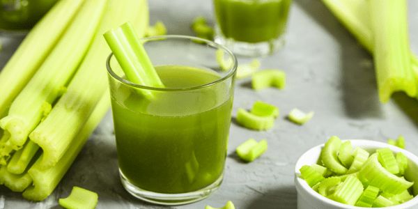 weikfitness's tweet image. 7 Amazing Health Benefits of Drinking Celery Juice
.
#Celery is a great veggie to snack on but also a great beverage when made into #celeryjuice. Here are some of the benefits from this juice!
..
#health #juicing #vegetables #vegetable #healthy #veggies weikfitness.com/celery-juice-h…