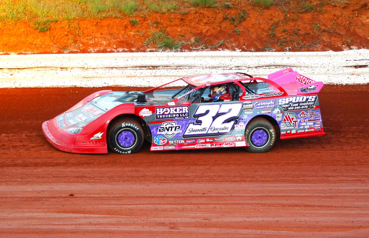 RichardAllenMSR's tweet image. With the cancellation of the final @FloRacing events of the season at Senoia, @BobbyPierce32 has secured the FloRacing Night in America championship to go along with his WoO Late Models title. 

Pierce earned $75,000 for the championship. #DirtLM