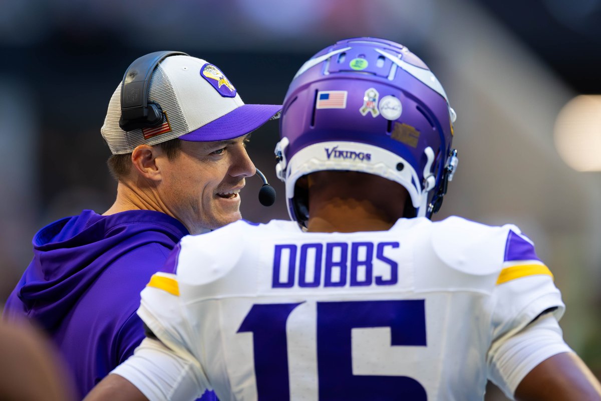 BookofEllis's tweet image. NEW: It&apos;s 4:30 pm ET Sunday, and Joshua Dobbs just led the first game-winning drive of his NFL career. A week ago, he was 1,800 miles away inside an Arizona locker room focused on quarterbacking the Cardinals.

Inside the wildest 169 hours of Dobbs&apos; life  vikings.com/news/joshua-do…