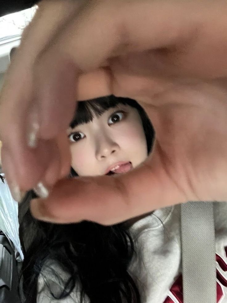 ayaka10080502's tweet photo. Happy  birthday ウリマンネ ウンチェ💘

#르세라핌 #LESSERAFIN
#홍은채 #은채 #HONGEUNCHAE
 #띵동 우리아기은채 _생일이에요
#모두은채를위해케이크3개씩준비하세요
#BonchaeManchae_Day https://t.co/NBPZ5SisZg