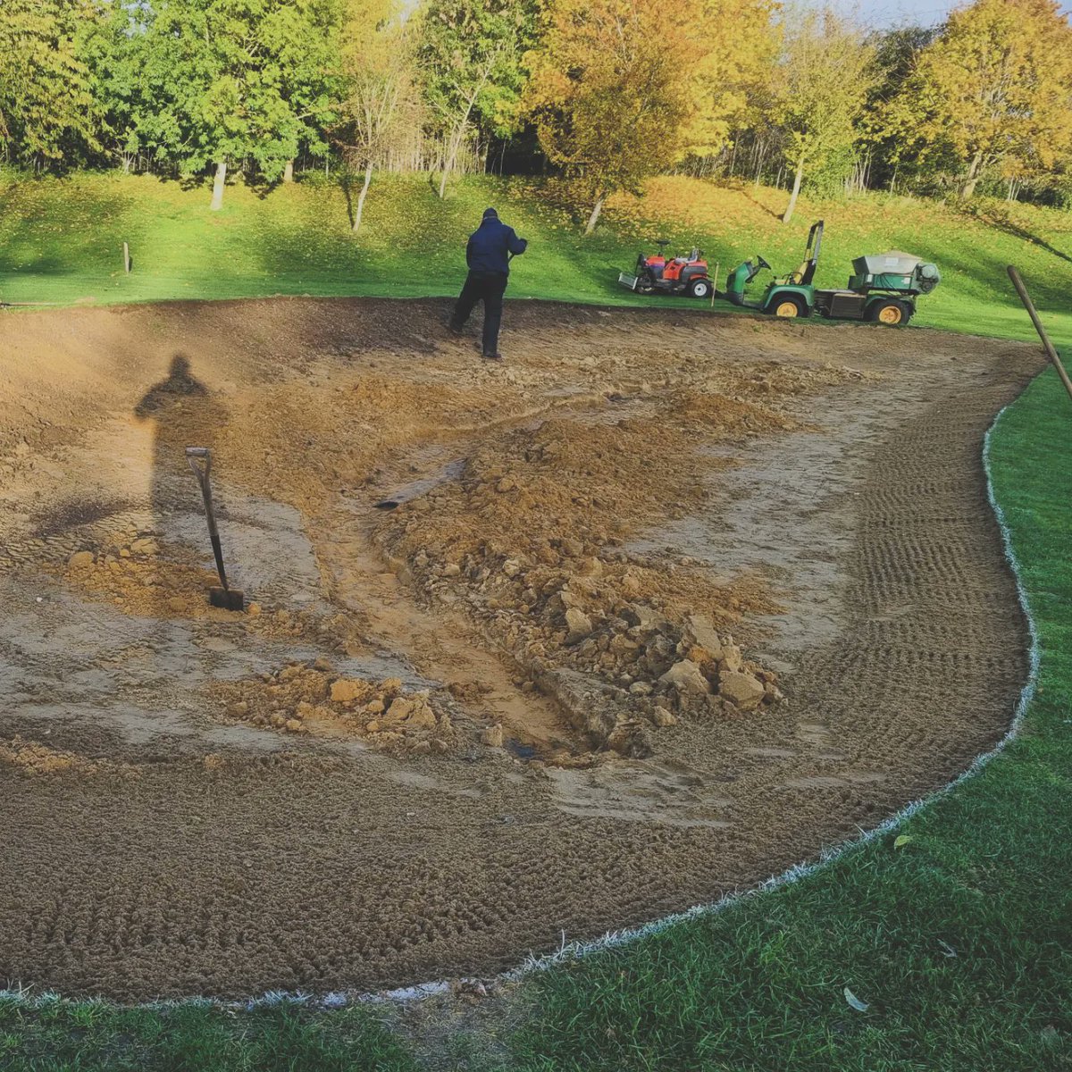 GolfAtDrayton's tweet photo. Winter work has started!!! This winter are aim is to renew the sand on the drains in the bunkers and put a fresh new edge on them. Here's the 9th we've completed today. It's a long-winded job, but the end results are worth it. https://t.co/eHPzQN1rfr