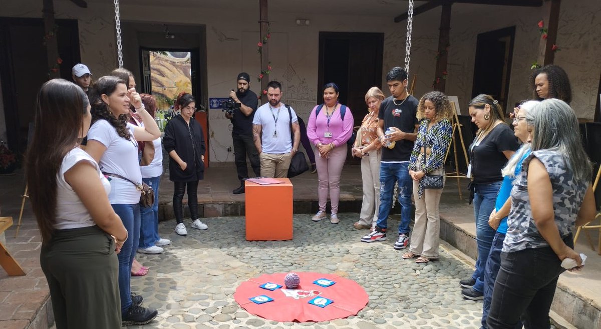 Restaurartecol's tweet photo. La exposición es una apuesta de la Casa de las Memorias del Conflicto y la Reconciliación y la Rama Judicial en cabeza del Consejo Seccional de la Judicatura del Valle del Cauca. Abierta al público hasta el 10 de nov en horarios de 9:00 a.m. a 12:00 p.m. y 2:00 p.m. a 5:00 p.m. https://t.co/bN6PxYonde