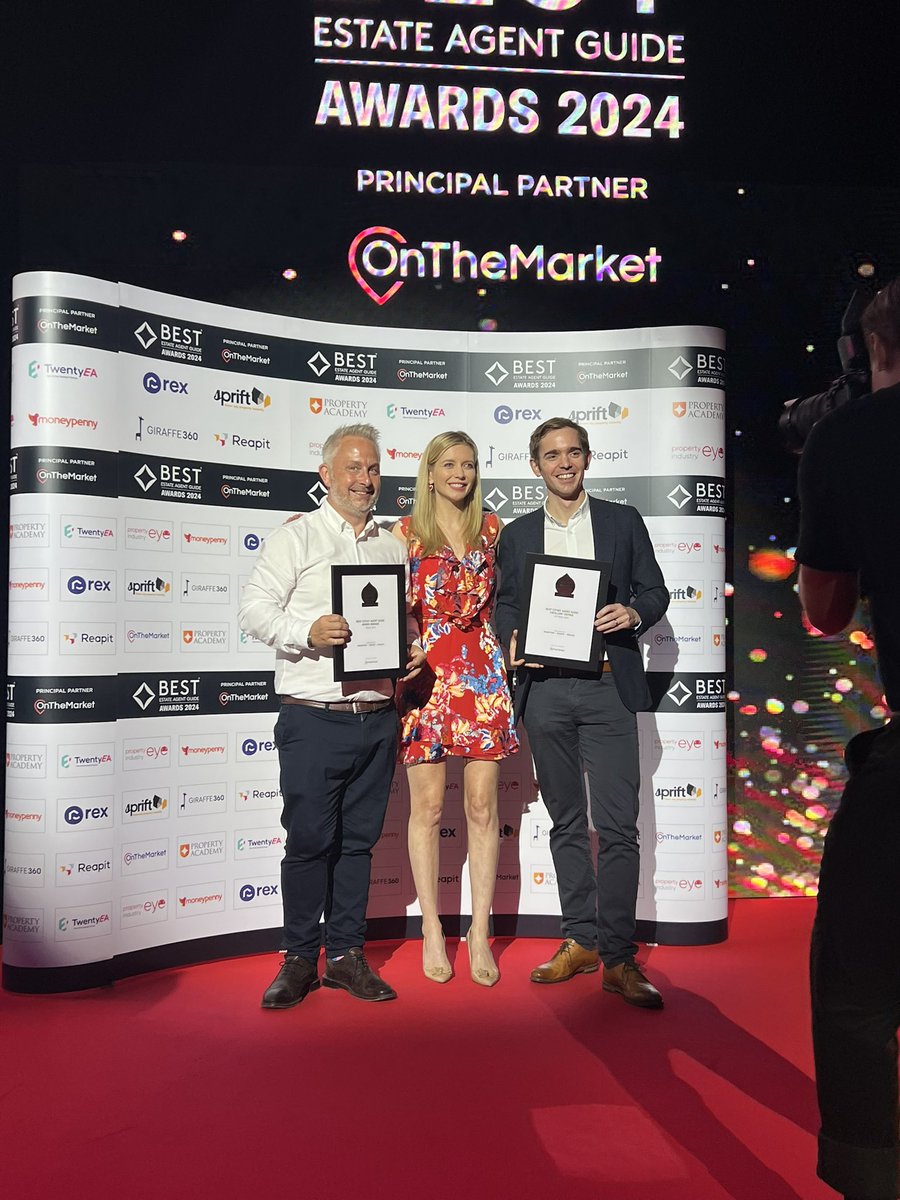 verityfrearson's tweet image. 🤪Matthew was positively giddy to meet Rachael Riley at the Best Estate Agent Guide Awards! James took it all in his stride!😎
-
#EAMasters23 #BestEstateAgentGuide #TheHarrogateAgent #Winners #Harrogate #GiddyKipper #CoolAsACucumber #EAMasters #PropertyIndustry #ProudGuildMember