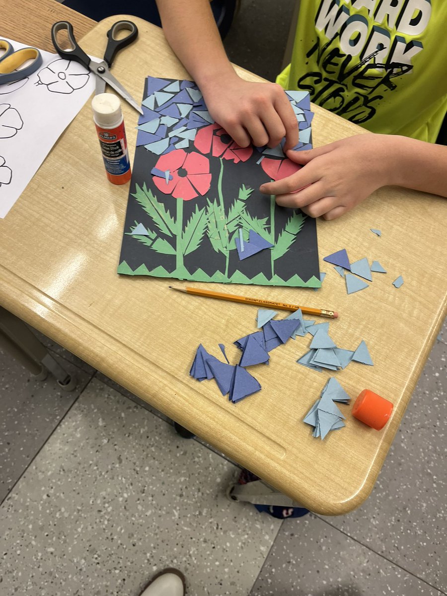 _ascarcelli's tweet photo. Students working hard on their mosaic art for Remembrance Day @piustitans https://t.co/wEkL7BJ16E