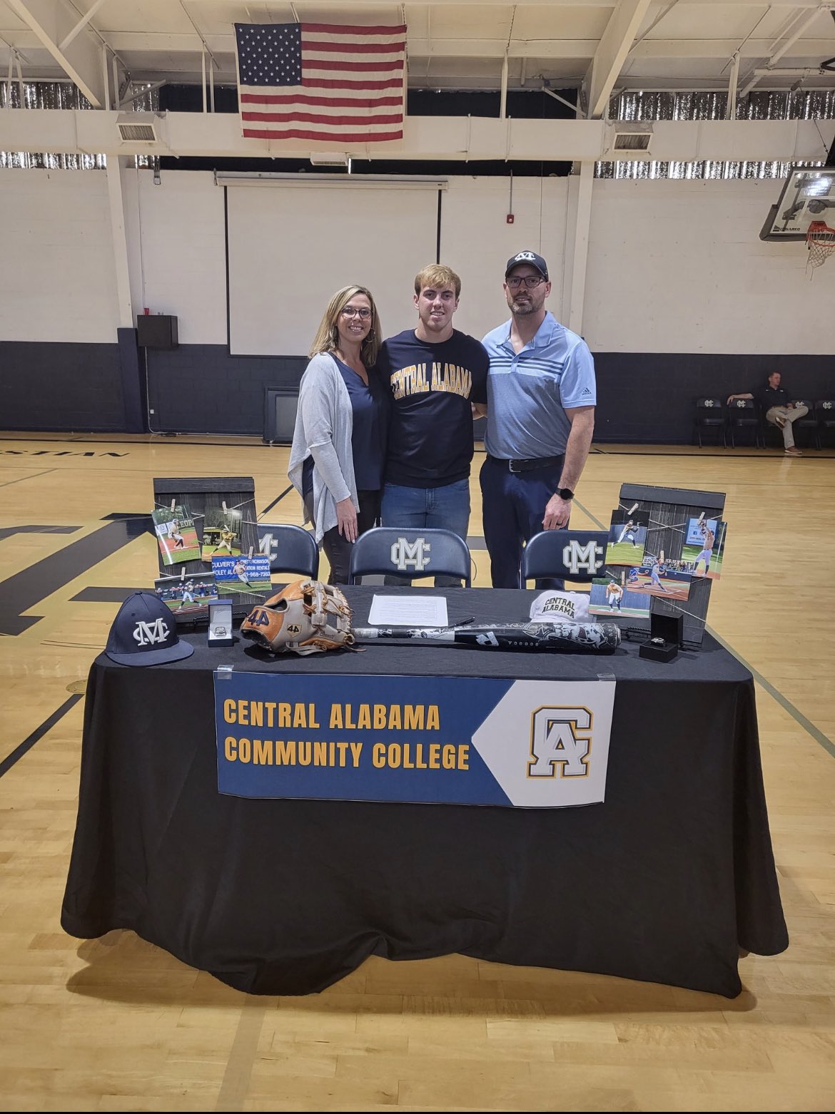 National Signing Day 2024 Alabama Football Tony Aigneis
