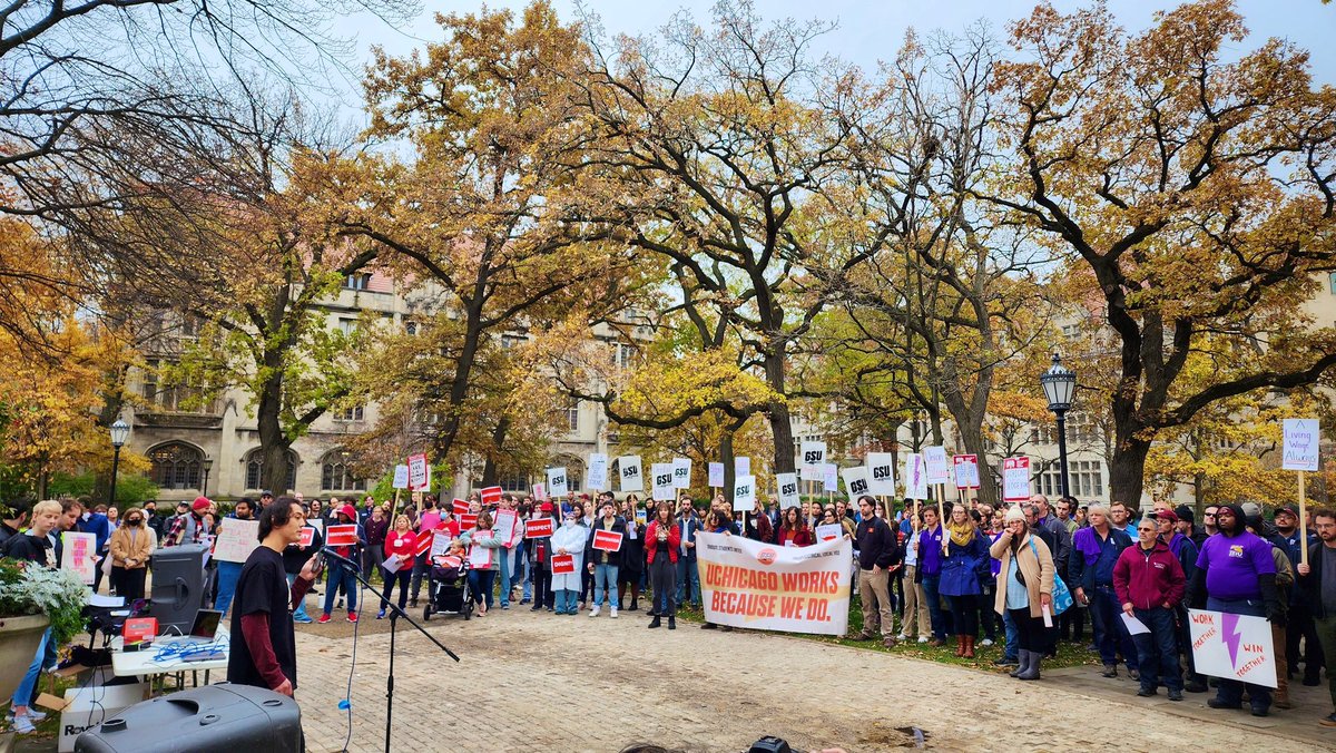 UChicago GSU - UE⚡ (@uchicagogsu) on Twitter photo Hundreds of UChicago workers rallied yesterday to demand safer workplace conditions, protections from harassment and discrimination, and a living wage! @SEIU73, <a href="/NationalNurses/">NationalNursesUnited</a> and <a href="/uchicagogsu/">UChicago GSU - UE⚡</a> stood in solidarity to show the university that we have the power to shut it down! Hundreds of UChicago workers rallied yesterday to demand safer workplace conditions, protections from harassment and discrimination, and a living wage! @SEIU73, <a href="/NationalNurses/">NationalNursesUnited</a> and <a href="/uchicagogsu/">UChicago GSU - UE⚡</a> stood in solidarity to show the university that we have the power to shut it down!
