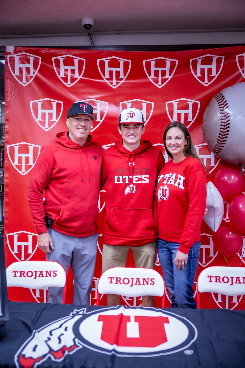Dillon Fine (@dillonfine_7) on Twitter photo Signing Day 2023! Looking forward to being a part of the Utes baseball program!!
<a href="/utahbaseball/">Utah Baseball</a> <a href="/mikesbrown5/">Mike Brown</a> <a href="/UtahCoachHendu/">Gary Henderson</a> <a href="/CoachTGuill29/">Todd Guilliams</a> Signing Day 2023! Looking forward to being a part of the Utes baseball program!!
<a href="/utahbaseball/">Utah Baseball</a> <a href="/mikesbrown5/">Mike Brown</a> <a href="/UtahCoachHendu/">Gary Henderson</a> <a href="/CoachTGuill29/">Todd Guilliams</a>