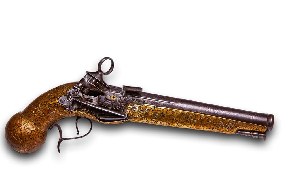 Aquí podeu sentir el podcast d'aquesta setmana;
ARMES
El negoci més rockero del món.ivoox.com/chelsea-hotel-…