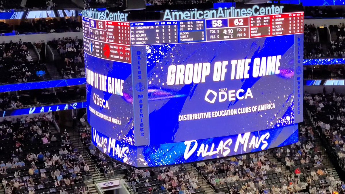 BrianLHarper's tweet photo. Berkner DECA had a great night learning about Mavericks marketing, touring AA center, and watching the Dallas Mavericks game. @bhsstem @RISD_CTE https://t.co/ZXrzntT9Hc