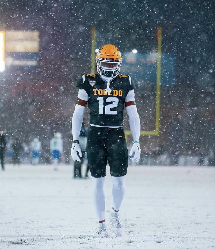 Darius Dennis tweet media