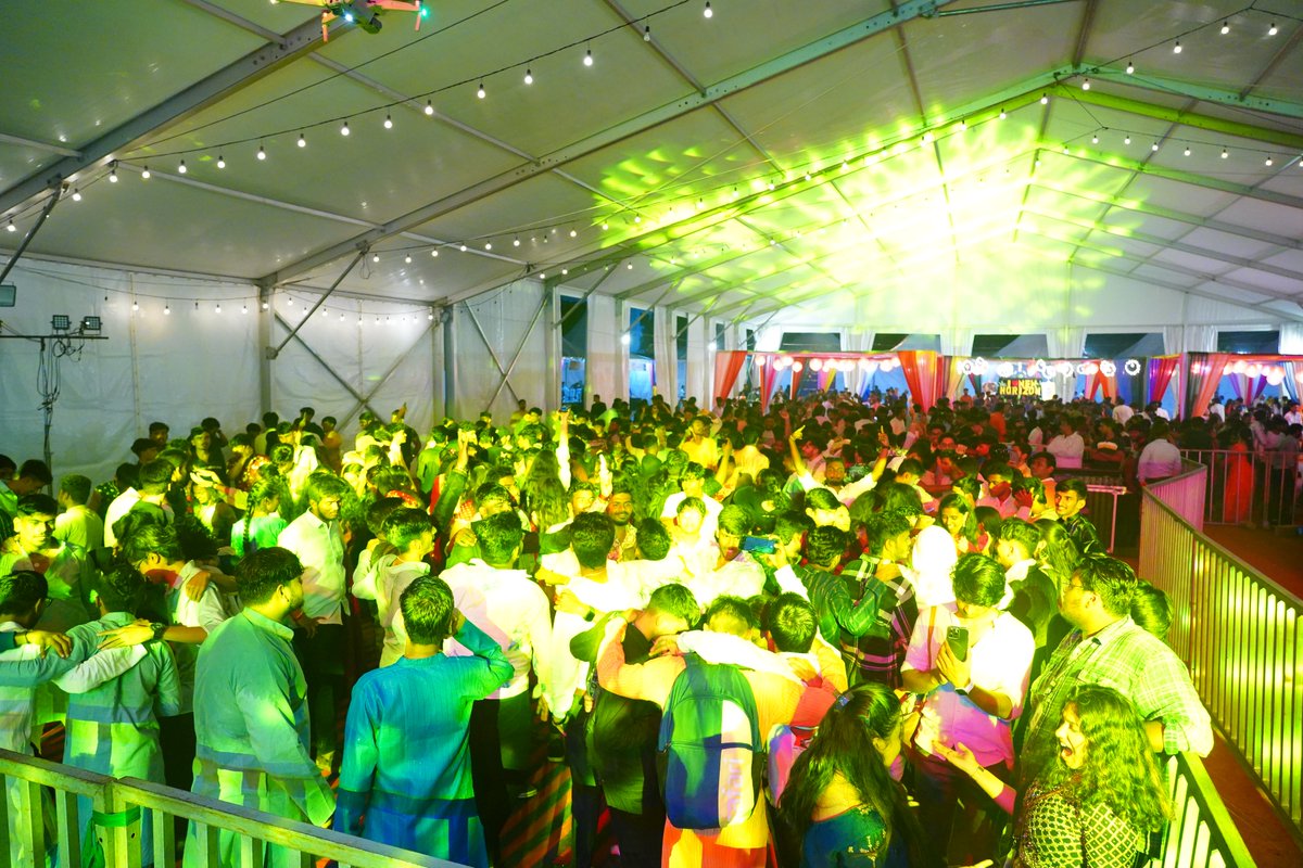 NHCMOfficial's tweet photo. An evening to remember and cherish until the next Deepotsav 🪔🎇🎆💥

#Deepotsav #deepotsav2023 #festivaloflights #lights #deepa #joy #fun #celebration #blessings #Firecracker #festivals #festivity #students #fireworks #music #DJ #dance #concert #festive #band #rockband https://t.co/c0T2lQObRI