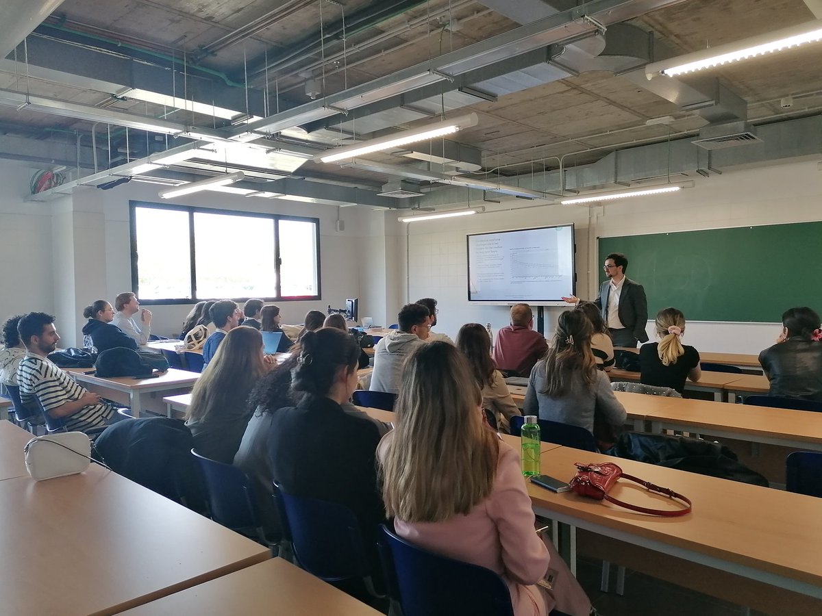 PGEU's tweet photo. At the 19th @EPSA_Online Autumn Assembly @PGEU gave a workshop which allowed participants to:
1️⃣ Simulate and understand the policymaking process at EU Level
2️⃣ Engage and reflect on the pharmaceutical career challenges and current students' needs.
#EPSAAA23 #communitypharmacist https://t.co/PJfNRfmXqF