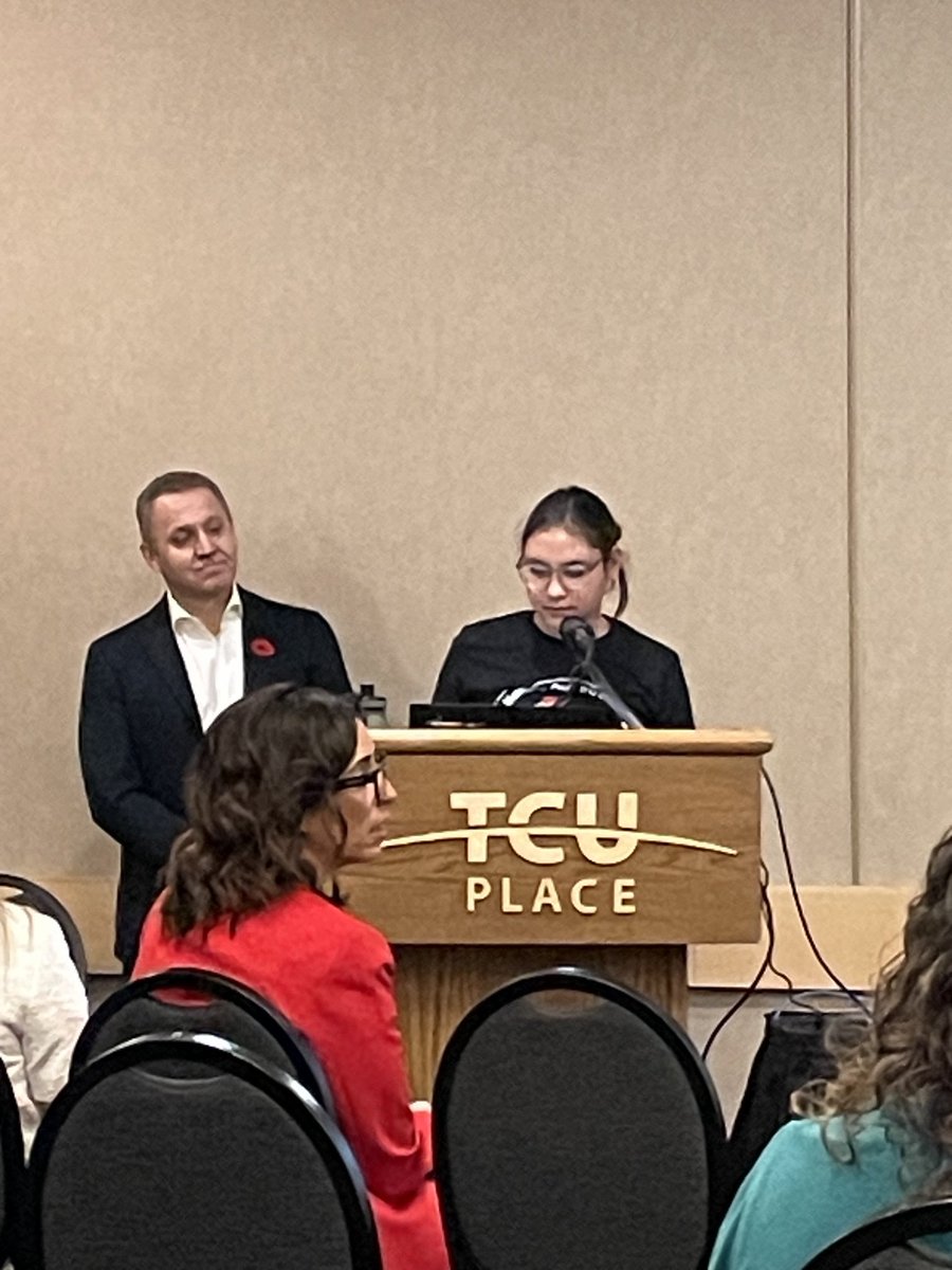 Denise Kollee tweet media